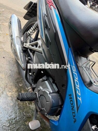 Wave RSX FI 2021 bstp 9chủ.máy zin êm.xe còn đẹp ạ