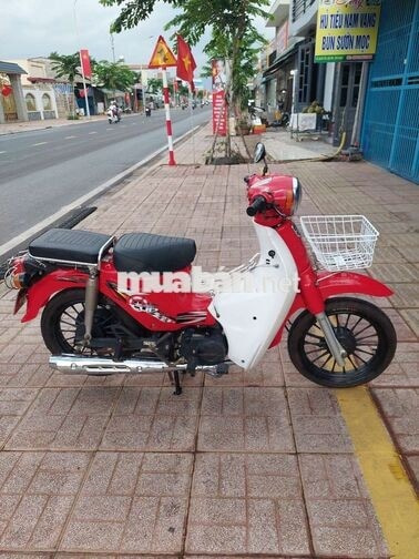 Xe máy Cúp 2019 Số Đỏ Trắng