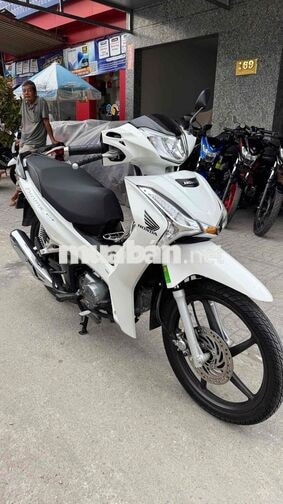 Honda Future fi 2023 Trắng đen ( hỗ trợ góp )
