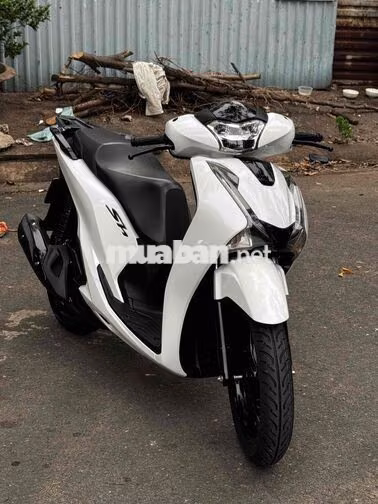 Honda SH 150i cuối 2018 Trắng đen spoty 9 chủ
