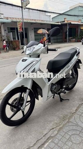 Honda Future fi 2023 Trắng đen ( hỗ trợ góp )