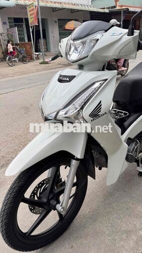 Honda Future fi 2023 Trắng đen ( hỗ trợ góp )