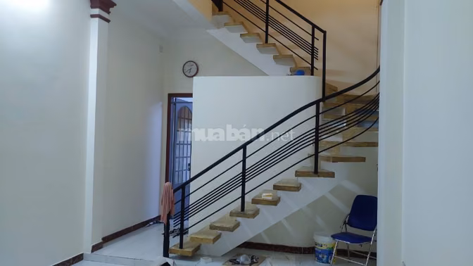 Cho thuê nhà nguyên căn phường Tân Hưng