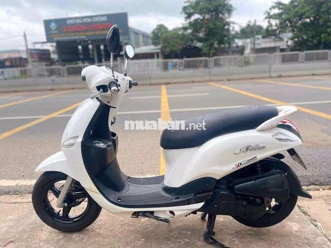 Yamaha Nozza FI Trắng Xăng