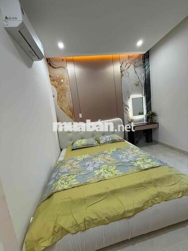 NHÀ Phố 3 Lầu - Full Nội Thất - Giá 4,6 tỷ 4 PN 4 WC Tại Bình Dương