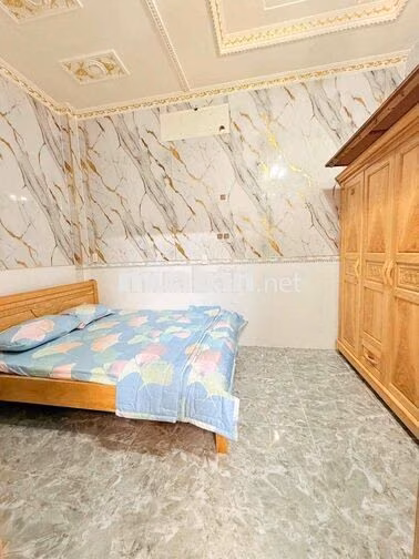 NHÀ DÂN NGANG 6m 1 trệt 1 lầu Sân xe Hơi - 4PN - Gần Trường Học