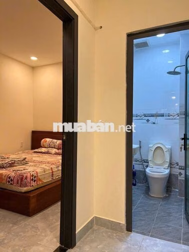Cho thuê nhà nguyên căn hẻm lớn oto giá 8 triệu/tháng