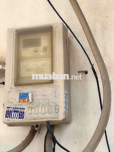 NHÀ XƯỞNG CẤP 4 (9 x 15) CÓ 3 PHA ,KÊNH NƯỚC ĐEN ,BÌNH TÂN