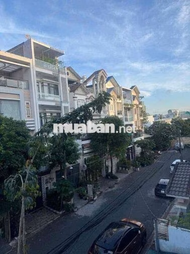 🇻🇳🇻🇳🇻🇳NHÀ PHỐ ĐƯỜNG PHÚ THUẬN Q7