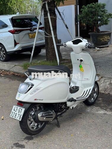 Vespa Sprint Iget ABS Trắng