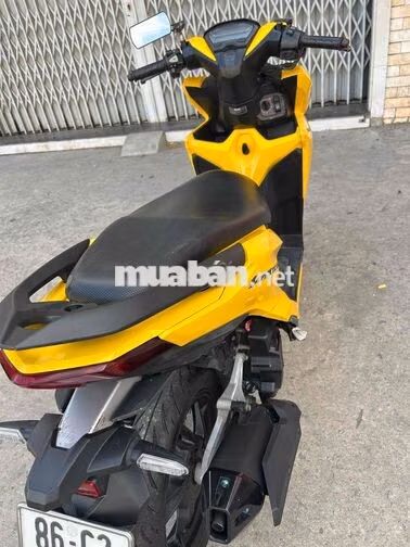 Honda Vario 150 2021 Vàng