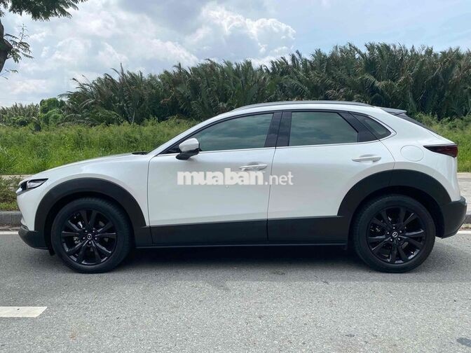 Mazda CX-30 7G Trắng 5 chỗ Tự động