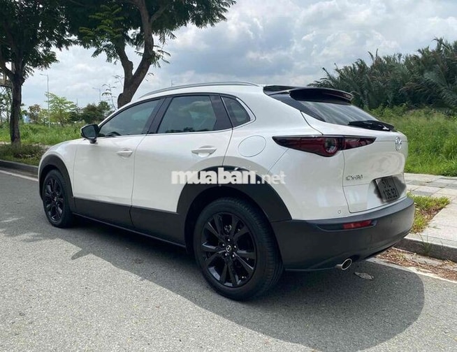 Mazda CX-30 7G Trắng 5 chỗ Tự động
