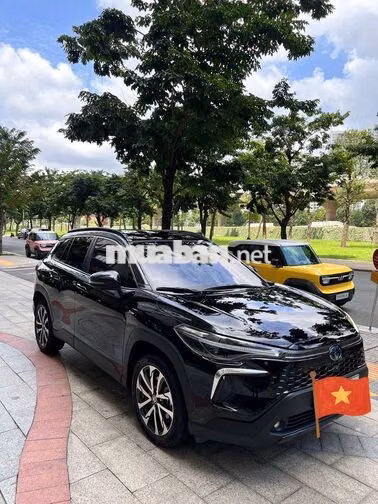 Toyota Corolla Cross HEV 2024 Đen 37.000 km
