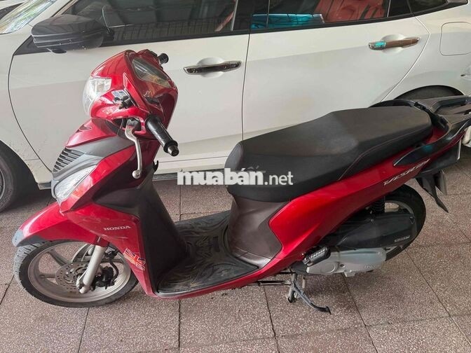 Honda Vision 2016 màu Đỏ