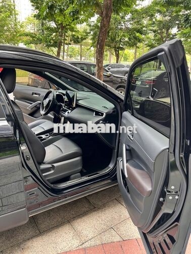 Toyota Corolla Cross HEV 2024 Đen 37.000 km