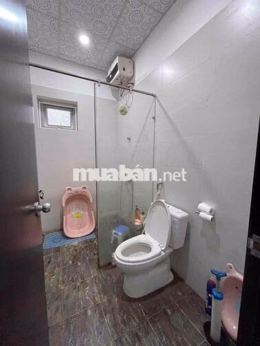 🏡🏡CHO THUÊ NHÀ 2 PHÒNG NGỦ SÂN ĐẬU XE RỘNG RÃI KHU HỒ NGHINH