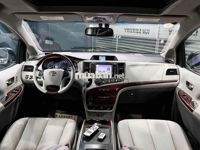 Toyota Sienna Limited AWD 2015 Trắng
