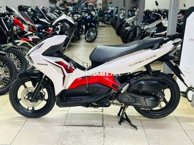 XE MÁY THỊNH PHÁT- AIR BLADE 125 TRẮNG ĐEN BIỂN HN
