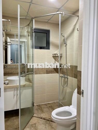 Cho thuê căn hộ 2 phòng ngủ CC Monarchy, Full nội thất đang trống sẵn