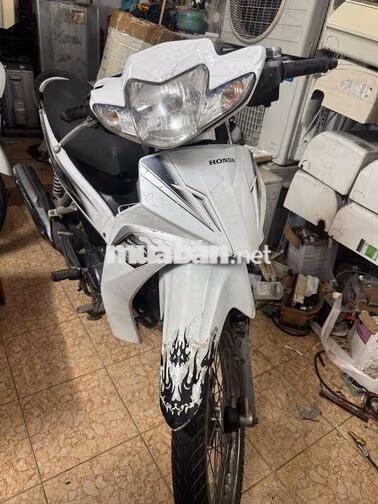 Honda Wave Blade 2016 Trắng