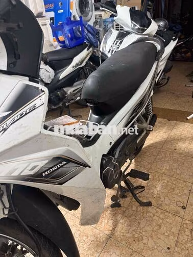Honda Wave Blade 2016 Trắng