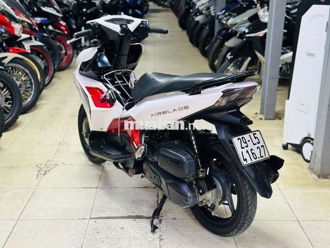 XE MÁY THỊNH PHÁT- AIR BLADE 125 TRẮNG ĐEN BIỂN HN