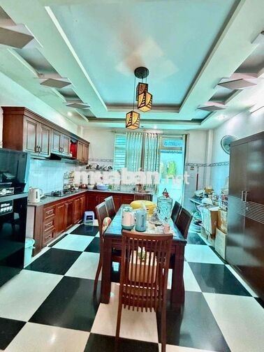 NHÀ [ 5 x 22] 2 lầu (4PN,3WC)  Hẻm oto,đường lK 4-5 ,BHH B.Btan