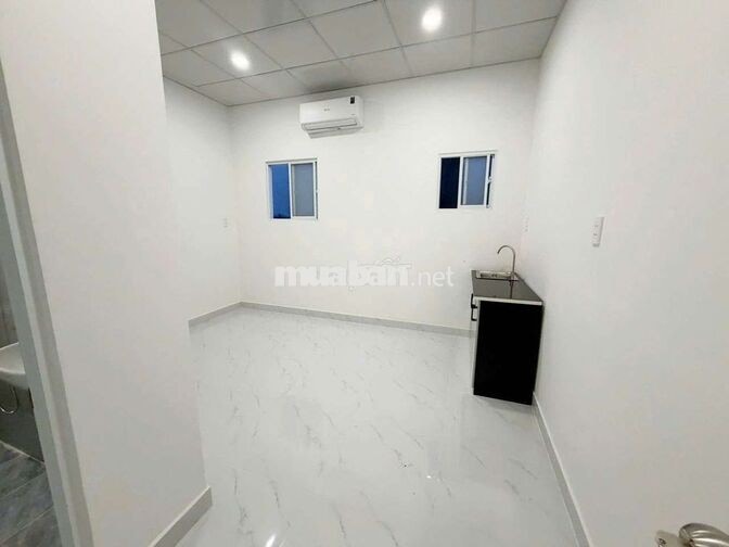 Phòng mới xây giá rẻ có nội thất 