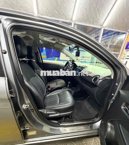Mitsubishi Attrage 2022 Tự động Xám