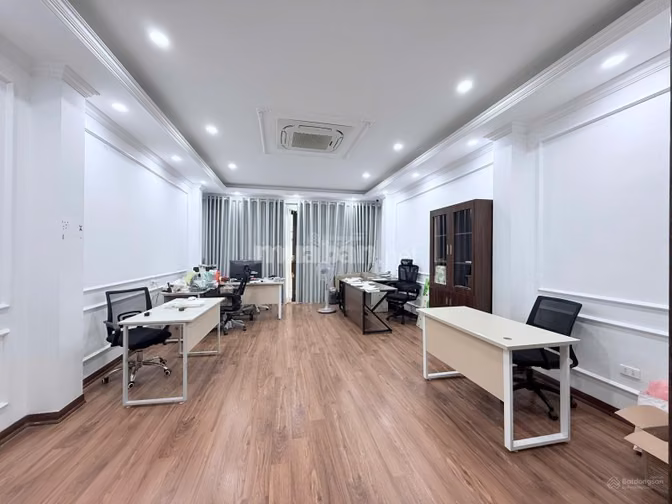 Nhà ngõ 1 Phạm Tuấn Tài - DT 60m x 6 Tầng có Thang Máy - ĐH - Mới đẹp
