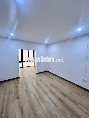 Bán nhà tập thể diện tích 90m2 tại Quỳnh Mai