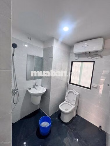 Bán nhà tập thể diện tích 90m2 tại Quỳnh Mai