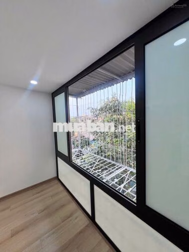 Bán nhà tập thể diện tích 90m2 tại Quỳnh Mai