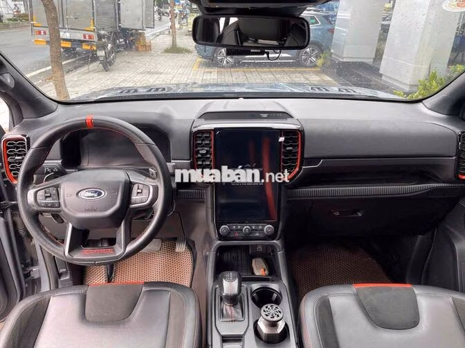 Ford Raptor 2024 Ghi 46.700 km