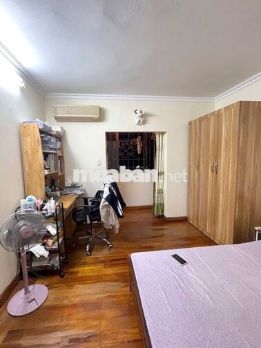 Cho thuê nhà tập thể khu vực Giảng Võ đã full nội thất.