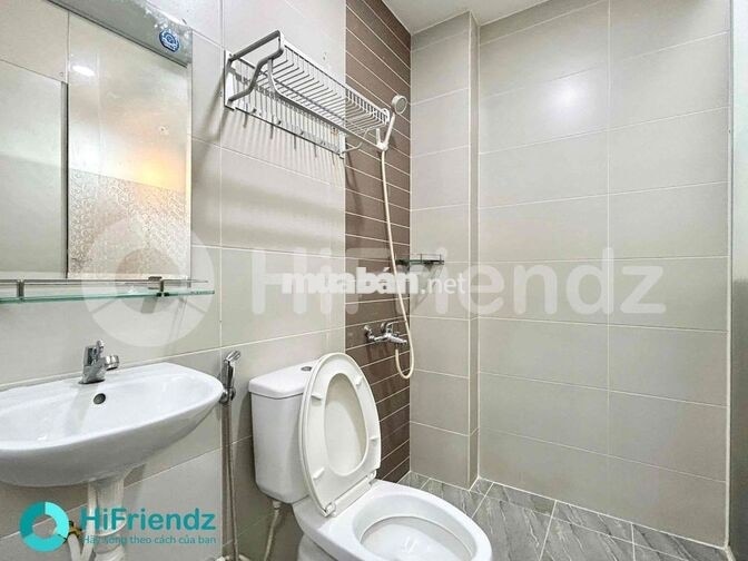 STUDIO CỬA SỔ TRỜI FULL NỘI THẤT GẦN ĐẦM SEN CÓ MÁY GIẶT RIÊNG