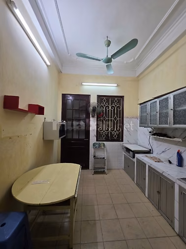 Cho thuê lâu dài nhà 03 tầng trong ngõ ở Tam Trinh, Hà Nội