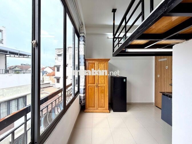 Gác lửng cửa sổ trời full tiện nghi - XVNT gần Ngã tư hàng xanh