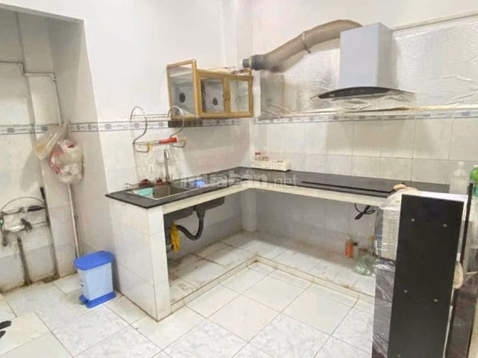 CHO THUÊ NHÀ NC GIÁ RẺ 2MT 4M HOÀNG VĂN THỤ, P.4, Q.TB, 16TR