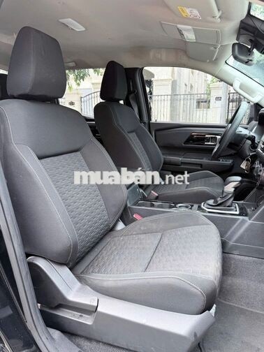 Mitsubishi Triton GLX 2.5AT 4x2 2024 Đen