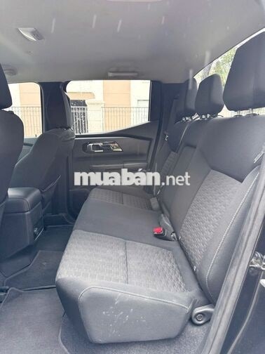 Mitsubishi Triton GLX 2.5AT 4x2 2024 Đen
