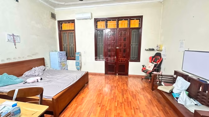 Bán nhà 4 tầng phố Trường Chinh 68m2, khu phân lô, đường ô tô, ở luôn