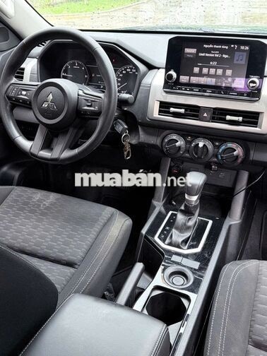 Mitsubishi Triton GLX 2.5AT 4x2 2024 Đen