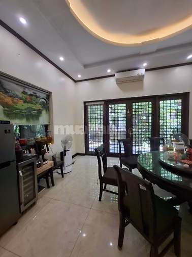 Bán nhà 4 tầng phố Trường Chinh 68m2, khu phân lô, đường ô tô, ở luôn