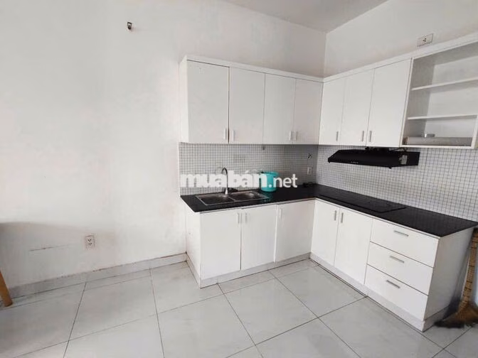 CHO THUÊ CĂN GÓC CƯỜNG THUẬN 2PN 2WC SẴN NỘI THẤT VÀO Ở LIỀN