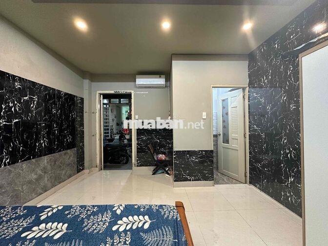 PHÒNG TRỆT MẶT TIỀN – FULL NỘI THẤT – Ở NGAY