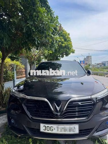 Gia đình cần nhượng VinFast Lux SA2.0 Plus 2021