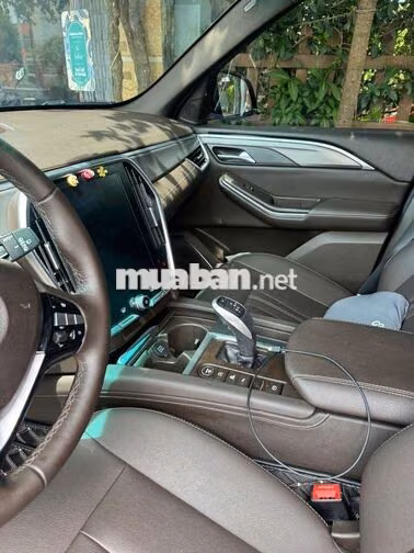 Gia đình cần nhượng VinFast Lux SA2.0 Plus 2021