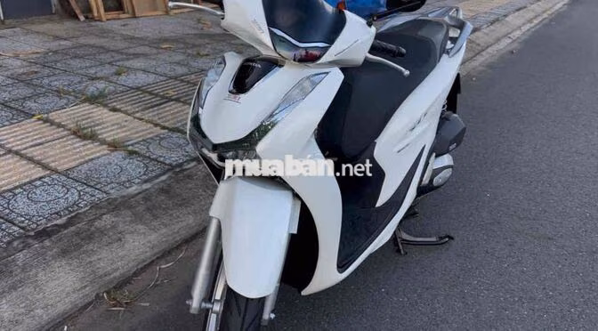 Honda SH 160 CBS 2025 Trắng 2200km